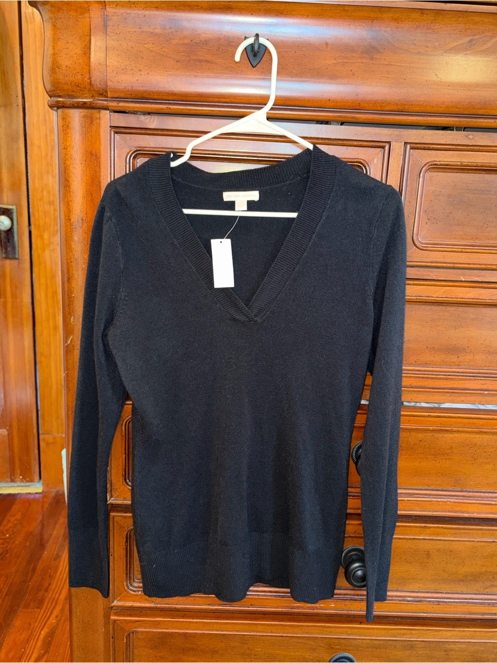 New York & Company Black V Neck Sweater Small NWT 100% Acrylic